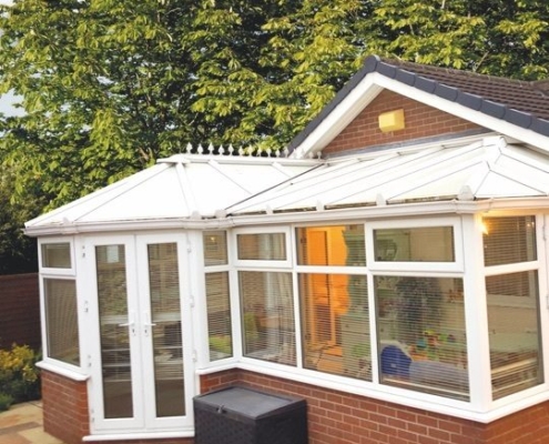 conservatory roof before Old conservatory roof before replacement by Faron Home Improvements